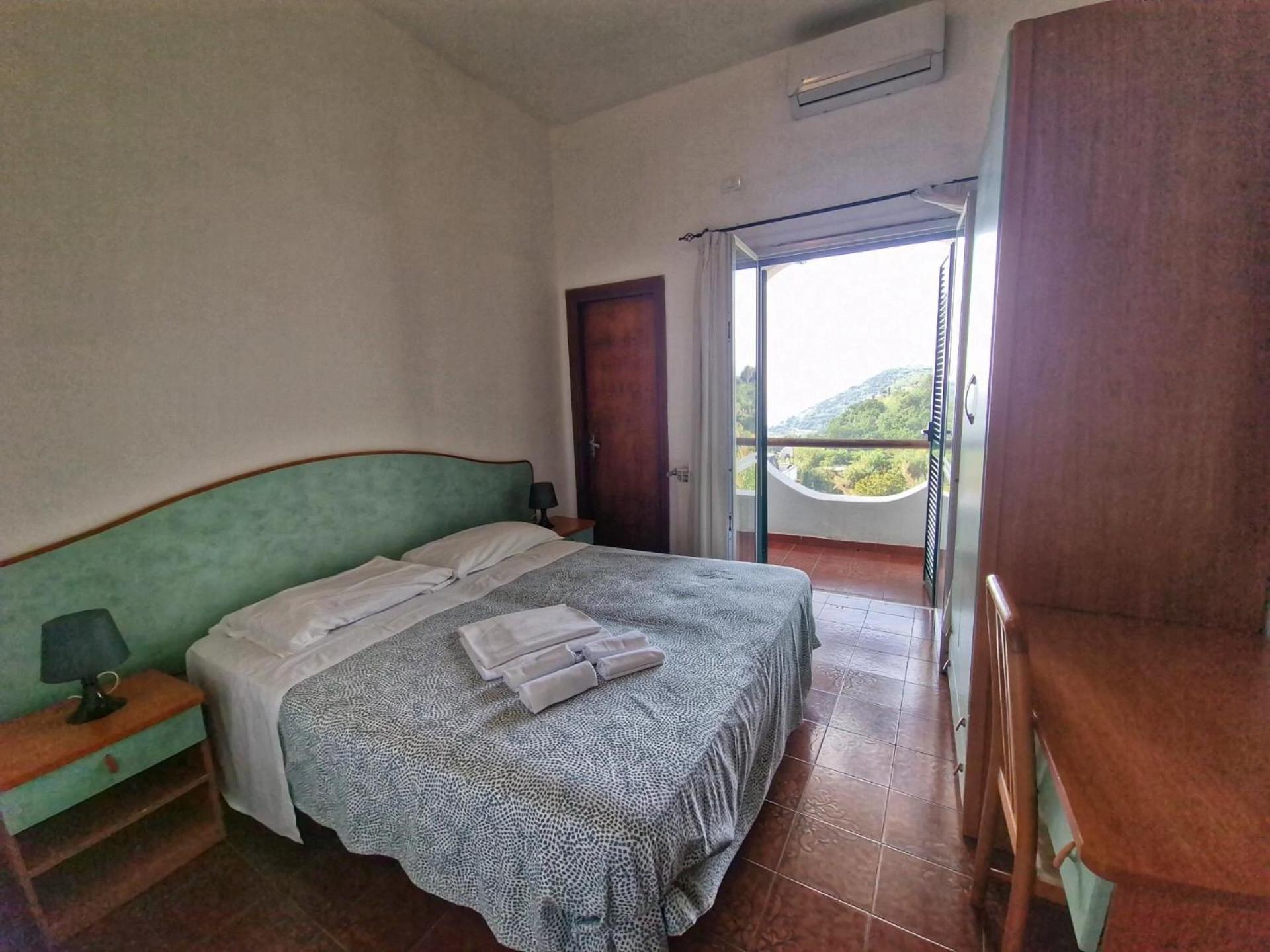 Hotel Bellavista Ischia Exterior photo